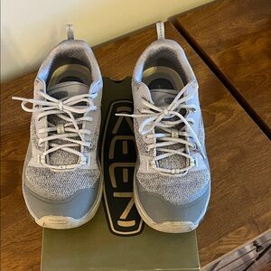 Keen Light Gray and White Athletic Shoes